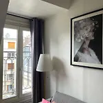 Eiffel Apartment
